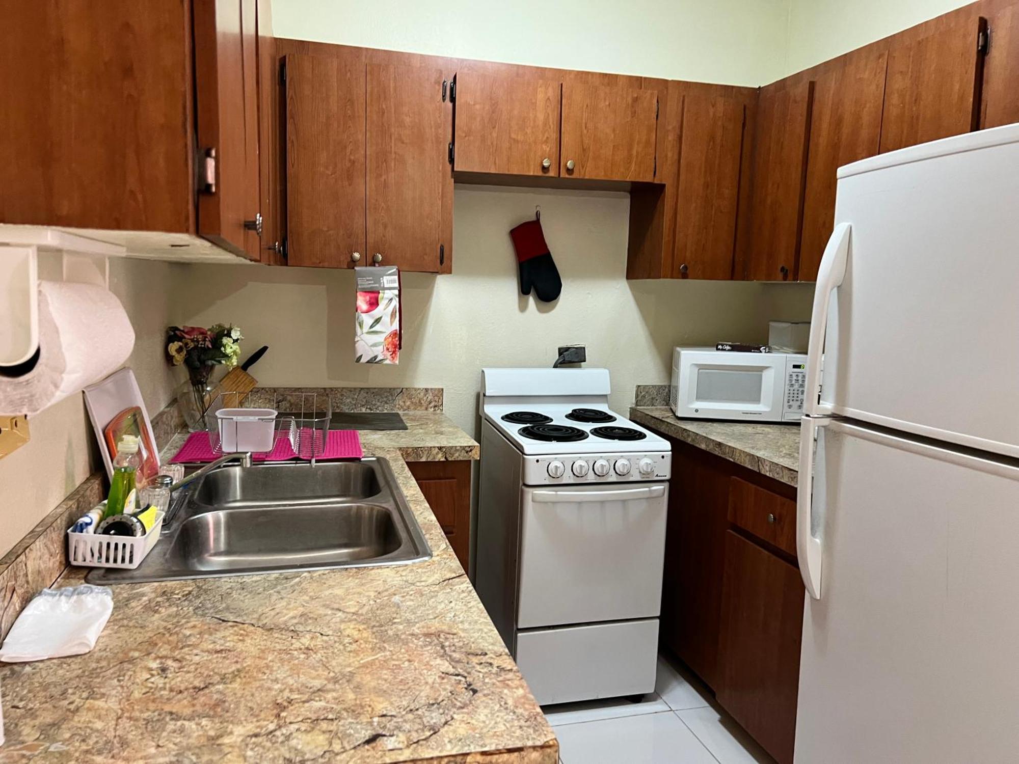 Tropical Hideaway Apartment Насау Екстериор снимка